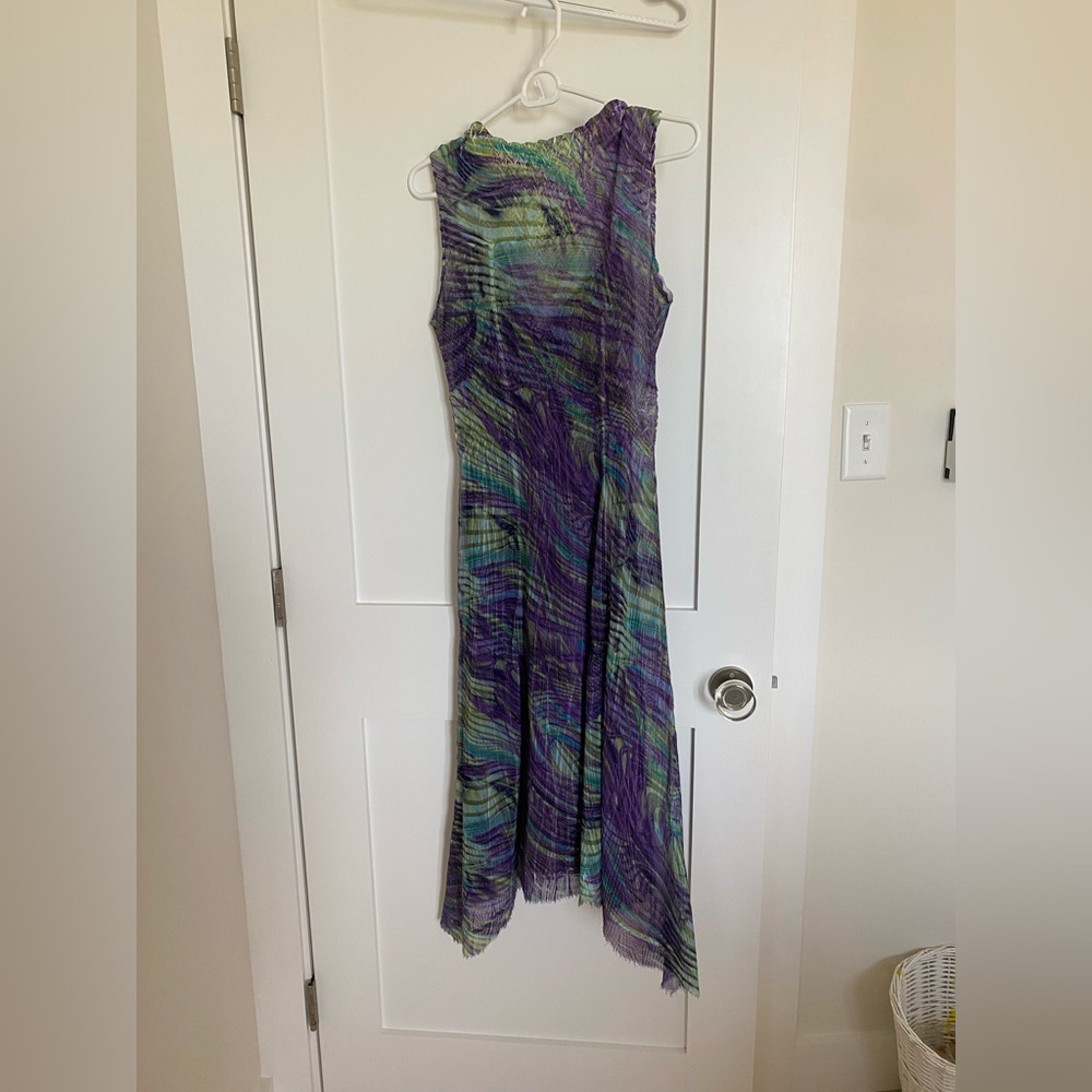 Elegant Multicolor Sleeveless Dress - Picture 2 of 6